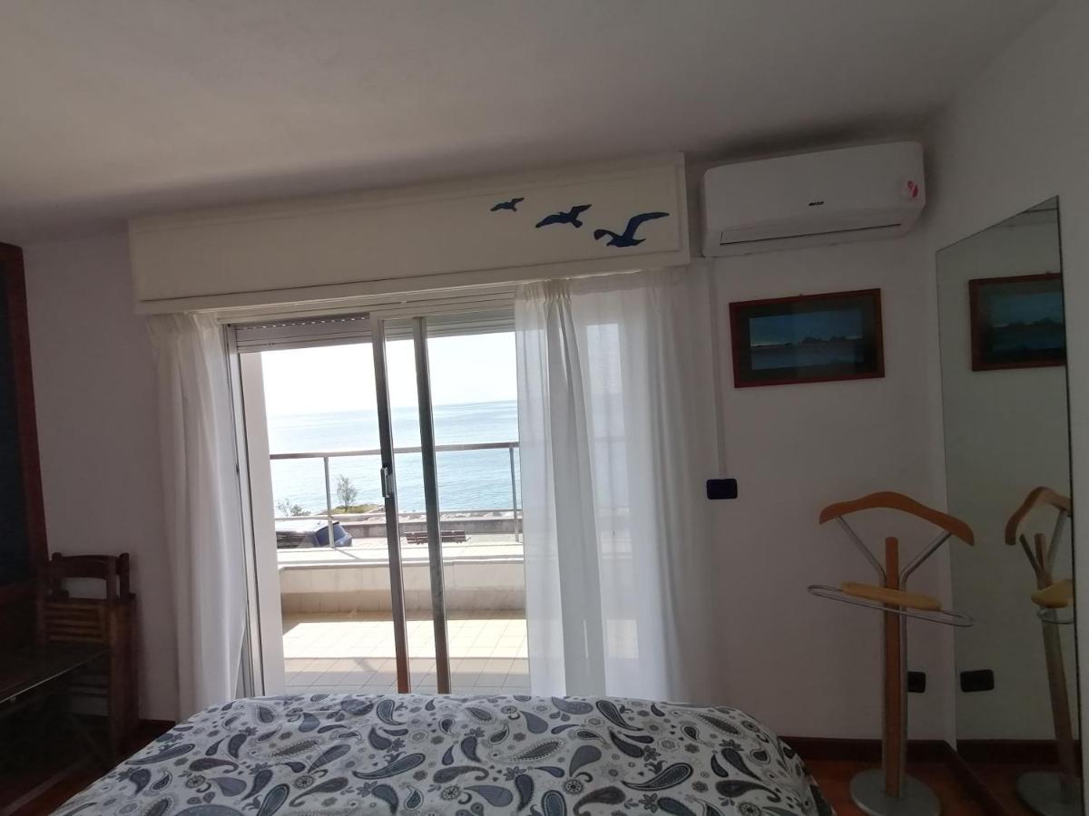 Appartement Cadorna Fronte Mare à Alassio Extérieur photo